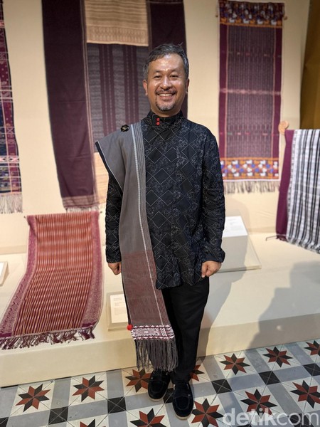 50 Tahun Museum Tekstil, Desainer Torang Sitorus Sumbang 114 Ulos Antik