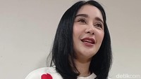 Cara Unik Uut Permatasari Obati Rindu ke Suami saat LDM