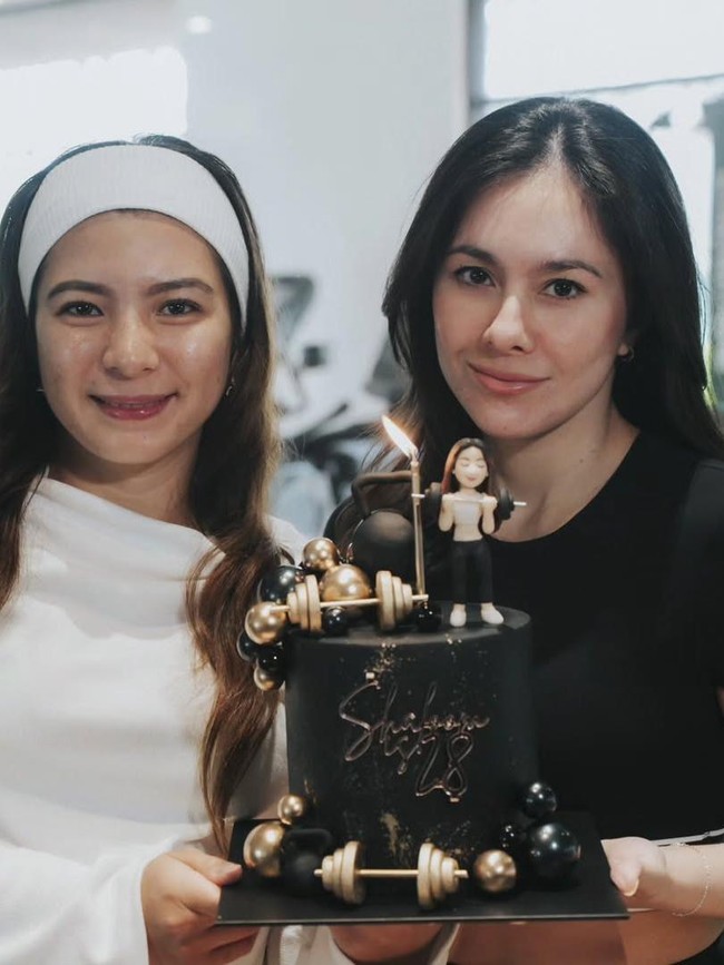 Surat Cinta Wulan Guritno untuk Shaloom Razade