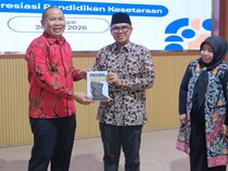 Kemendikdasmen Puji Bupati Faiz Dongkrak IPM Batang Lewat Paket C-Daker