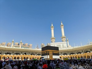 Soroti Penipuan Jemaah Umrah. Wamenhaj: Hentikan Agama Jadi Komoditas Bisnis