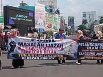 Massa FSML Tolak Safari Politik Jokowi di Lampung