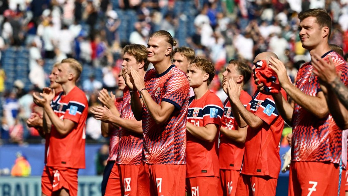 SOCCER-WORLDCUP-NOR-FRA/