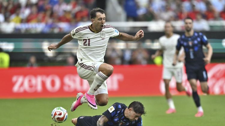 Spanyol Melaju ke 32 Besar Sebagai Juara Grup H