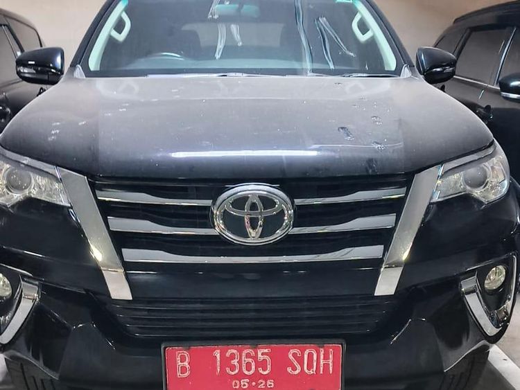 Tampang Toyota Fortuner yang Dilelang Mulai Rp 100 Jutaan