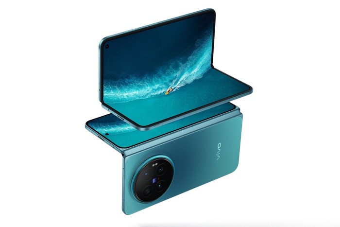 Vivo X Fold6 resmi diperkenalkan dengan layar lipat LTPO AMOLED 120Hz, kamera Zeiss 200 MP, chipset Dimensity 9500 Super Edition, serta baterai 7.000 mAh.