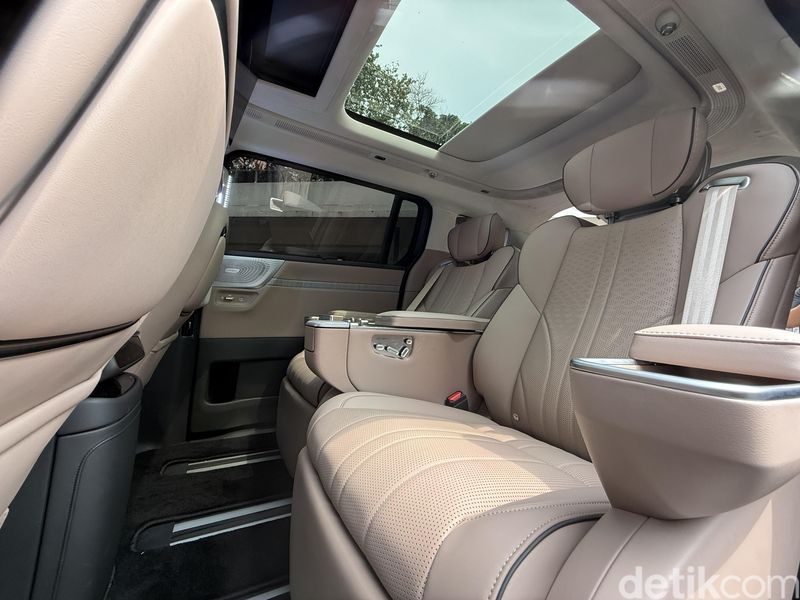 XPENG X9 Facelift resmi diperkenalkan pada ajang XPENG Vision Night Indonesia 2026