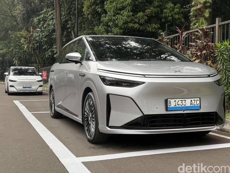 XPENG X9 Facelift resmi diperkenalkan pada ajang XPENG Vision Night Indonesia 2026