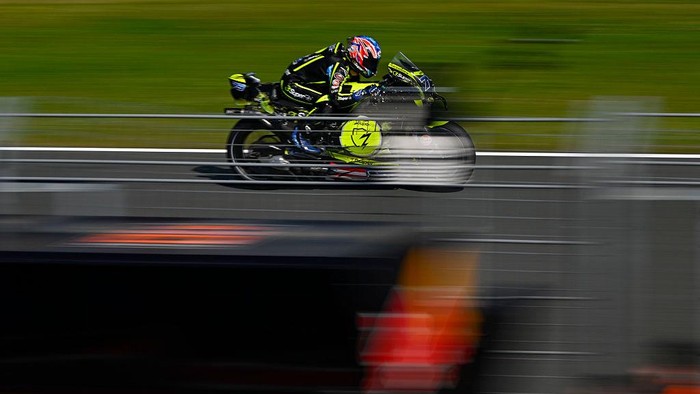 Pebalap Trackhouse Racing Ai Ogura menangi MotoGP Belanda 2026.
