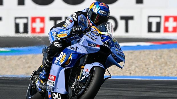 Alex Marquez ASSEN, NETHERLANDS - JUNE 27: Alex Marquez of Spain riding the BK8 Gresini Racing Ducati (73) during Free Practice 2 ahead of the MotoGP of Netherlands at TT Circuit Assen on June 27, 2026 in Assen, Netherlands. (Photo by Gold & Goose Photography/Getty Images)