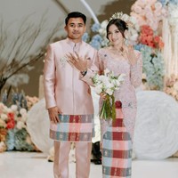 Pesepak bola Asnawi Mangkualam kembali membagikan kabar bahagia ke akun Instagramnya. Pada Jumat (26/6/26), Asnawi resmi melamar kekasihnya, Yuriska Patricia.  Foto: Instagram/@asnawi_bhr