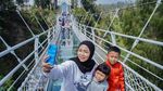 Jembatan Kaca Seruni Point Bromo Resmi Dibuka