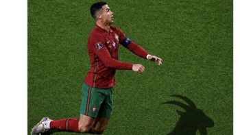 Bagi mereka, Ronaldo merupakan GOAT pesepakbola di era modern. Foto: pool