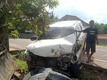 Pemotor di OKI Tewas Ditabrak Fortuner, Diduga Pecah Ban