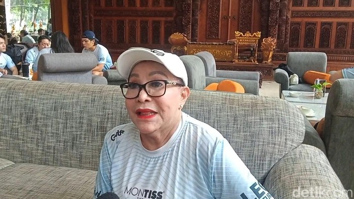 Mpk Atiek di kawasan Sudirman, Jakarta Pusat, Minggu (28/6/2026).