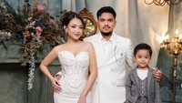 7 Foto Prewedding Terbaru Nathalie Holscher Jelang Nikah, Ajak Serta Putranya
