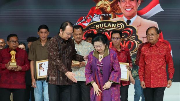 Megawati dan Prananda menghadiri penutupan Bulan Bung Karno 2026 di Bali, Minggu (28/6/2026).