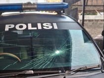 Ribuan Pesilat Saling Lempar Batu di Tulungagung, Kaca Mobil Polisi Pecah