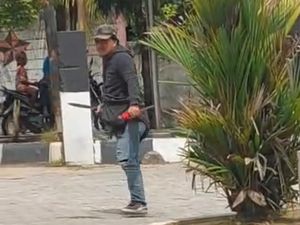Pria Bawa Sajam Ngamuk di SPBU Kendari Usai Ditegur Serobot Antrean Ditangkap