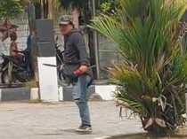 Pria Bawa Sajam Ngamuk di SPBU Kendari Usai Ditegur Serobot Antrean Ditangkap