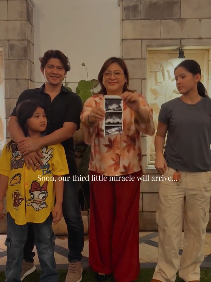 Anniversary Iko Uwais dan Audy Item