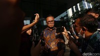 Selain itu, KPK juga akan mendorong kepatuhan pelaporan LHKPN dijajaran manajemen BUMN dan Danantara. Akan didorong juga di setiap unit kerja pada BUMN atau Danantara ada personel yang tersertifikasi kemampuan mencegah korupsi. 