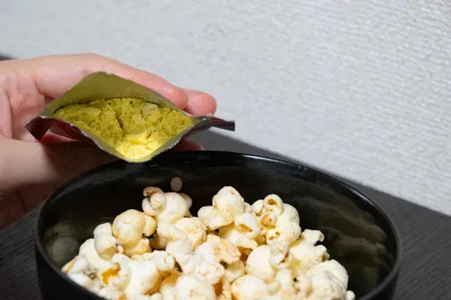 Hacks Popcorn Hacks Popcorn pakai bubuk sup krim instan