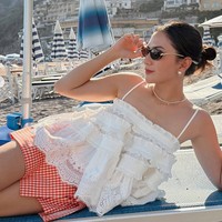 Inspirasi OOTD Liburan ala Jessica Mila di Italia: Simple tapi Tetap Elegan