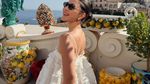 Seru! Jessica Mila Kulineran di Italia, Cicip Caprese Salad hingga Tiramisu