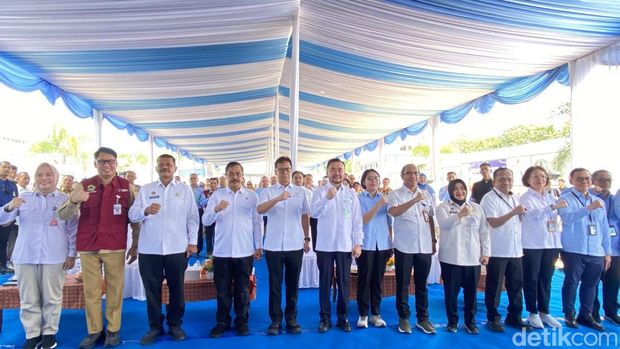Kemenimipas dan Kemenkes menggelar program pengecekan tuberclosis (TBC) gratis untuk warga lapas se-Indonesia. (Devi P/detikcom)
