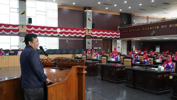 Ketua DPRD Kota Bogor Adityawarman Adil