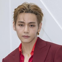 Kim Taehyung Effect! Sumbang Exposure CELINE Rp 69 M Meski Absen di Paris