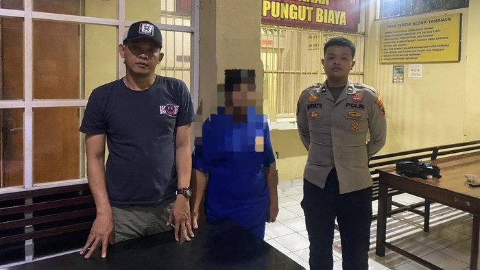 Polisi menetapkan istri korban sebagai tersangka pembunuhan kakek pemilik bengkel di Kelurahan Arcawinangun, Purwokerto Timur, Banyumas, Senin (29/6/2026).
