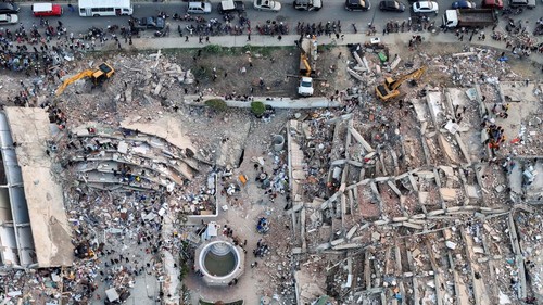 A drone view shows buildings destroyed by earthquakes, in La Guaira, Venezuela, June 26, 2026. Handout via REUTERS ATTENTION EDITORS - THIS IMAGE HAS BEEN SUPPLIED BY A THIRD PARTY NO RESALES. NO ARCHIVES