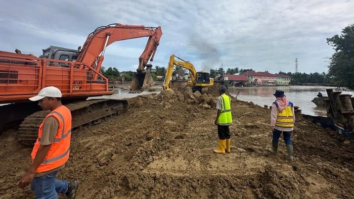 Rehabilitasi pascabencana di Sumatera