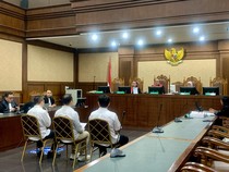 Penyuap Pejabat Bea Cukai Minta Vonis Ringan, Berdalih Beri Duit karena Ditekan