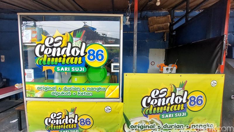 Tinggal Scan, QRIS BRI Jadi Andalan Pedagang Es Cendol di Benhil Tinggal Scan, QRIS BRI Jadi Andalan Pedagang Es Cendol di Benhil
