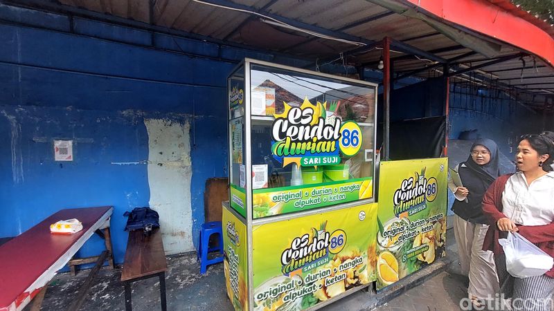 Tinggal Scan, QRIS BRI Jadi Andalan Pedagang Es Cendol di Benhil Tinggal Scan, QRIS BRI Jadi Andalan Pedagang Es Cendol di Benhil