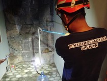 Penampakan Ular Kobra yang Santroni Rumah Eross Sheila on 7