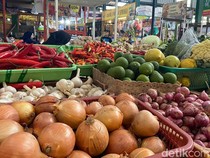 Harga Bahan Pokok di Malang Turun, Pedagang Menduga karena MBG Libur