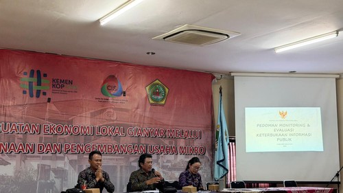 Bimtek monev KIP 2026 di Ruang Rapat PLUT-KUMKM Bedulu, Selasa (30/6/2026). (Dok Pemkab Gianyar).