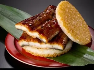 Bukan Beef Patty, Burger di Jepang Ini Pakai Patty Belut!