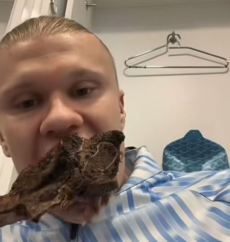 Diet 6.000 Kalori Erling Haaland, Makan Apa Saja hingga Punya Tubuh Kekar?
