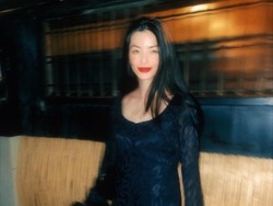 Penampilan Istri Vanness Wu di Konser F3, Kecantikannya Bikin Fans Terpana