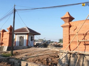 Sekolah Rakyat Cirebon Hadirkan Gapura Berpadu Budaya Lokal
