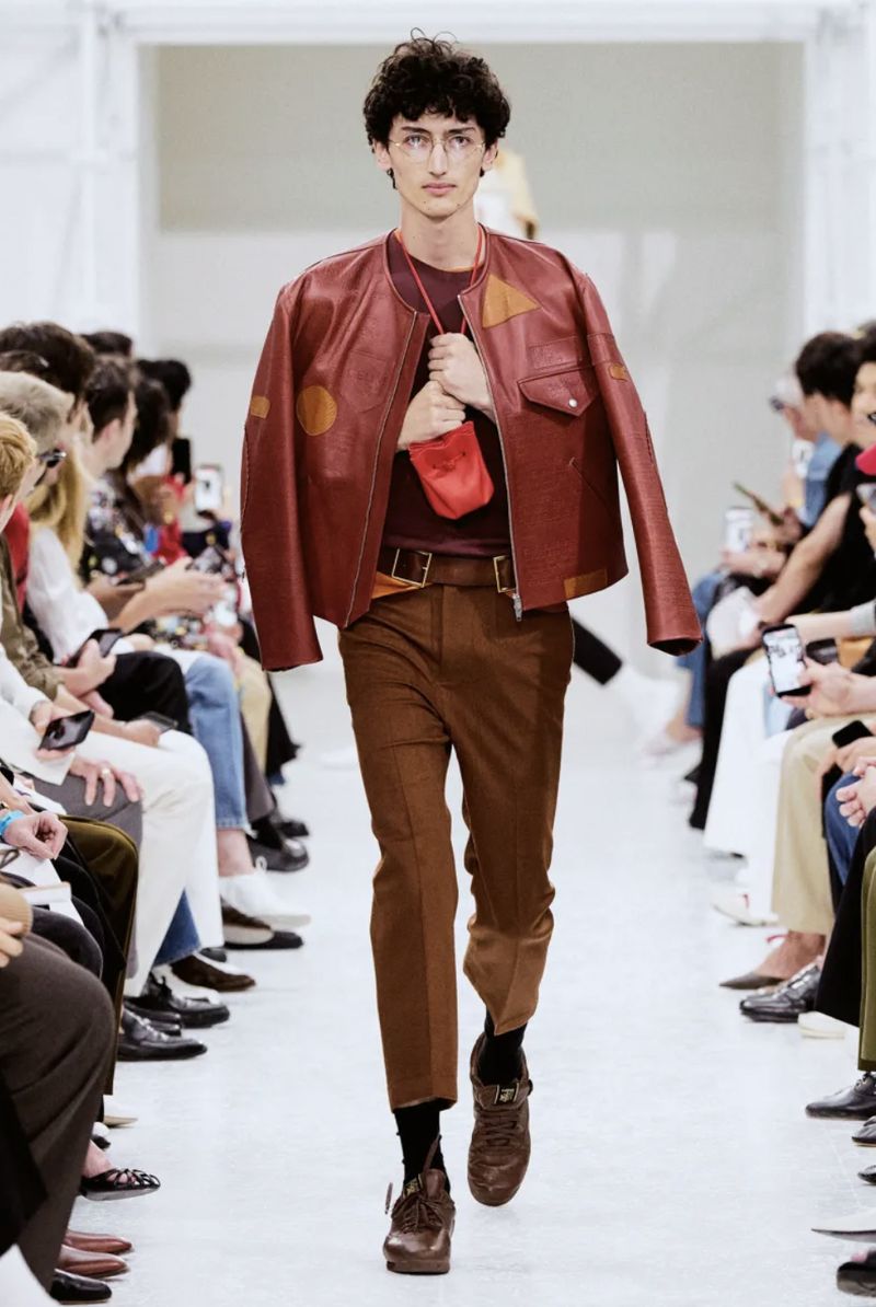 Kolaborasi Celine dan Reebok di Koleksi Celine Spring-Summer 2027