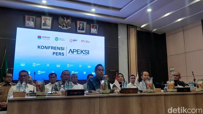 Konferensi pers APEKSI ke-18 di Balai Kota Medan. (Foto: Rechtin Hani Ritonga/detikSumut)