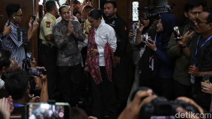Pengadilan Tindak Pidana Korupsi (Tipikor) Jakarta menggelar sidang pembacaan putusan terhadap mantan Menteri Pendidikan, Kebudayaan, Riset, dan Teknologi, Nadiem Makarim, dalam perkara dugaan korupsi pengadaan laptop Chromebook dan Chrome Device Management di lingkungan Kemendikbudristek, Selasa (30/6/2026). Putusan tersebut menjadi babak penentu dari salah satu perkara korupsi yang paling menyita perhatian publik dalam beberapa bulan terakhir.