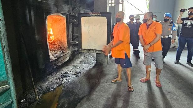 Pemusnahan barang bukti narkoba.