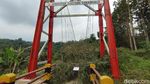 Penampakan Jembatan Gantung Rp 5 M yang Ditutup Kepala Desa di Ciamis